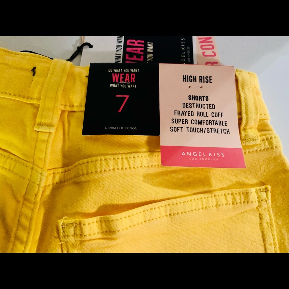 Yellow High Waisted Shorts. - Picture 4 of 4
